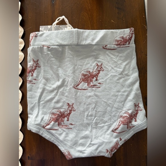 NWT Kate Quinn 100% Bamboo Light Blue Kangaroo Print Bloomers 18-24Months - Picture 3 of 3
